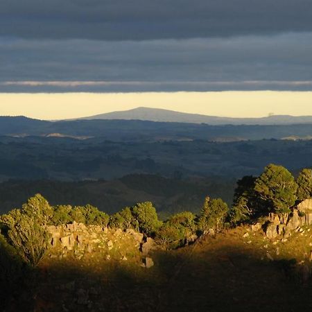 Rock Retreat B&B Farmstay Waitomo Caves Εξωτερικό φωτογραφία